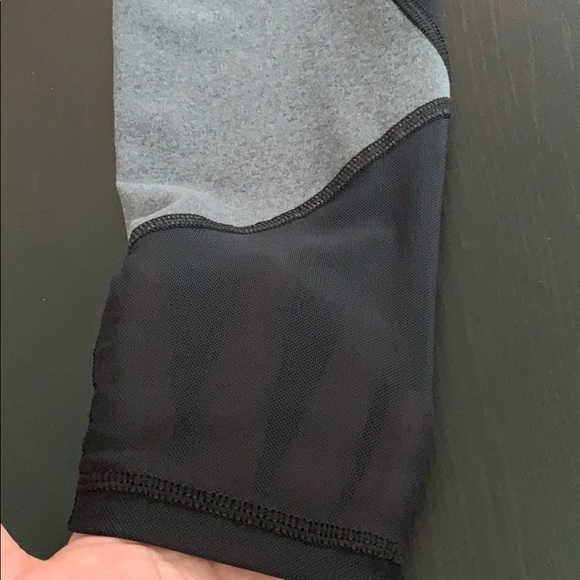 Fashion Nova active leggings - Picture 4 of 6